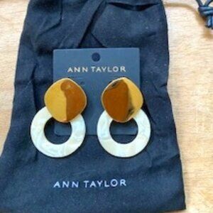 Ann Taylor Acetate Drop Earrings
